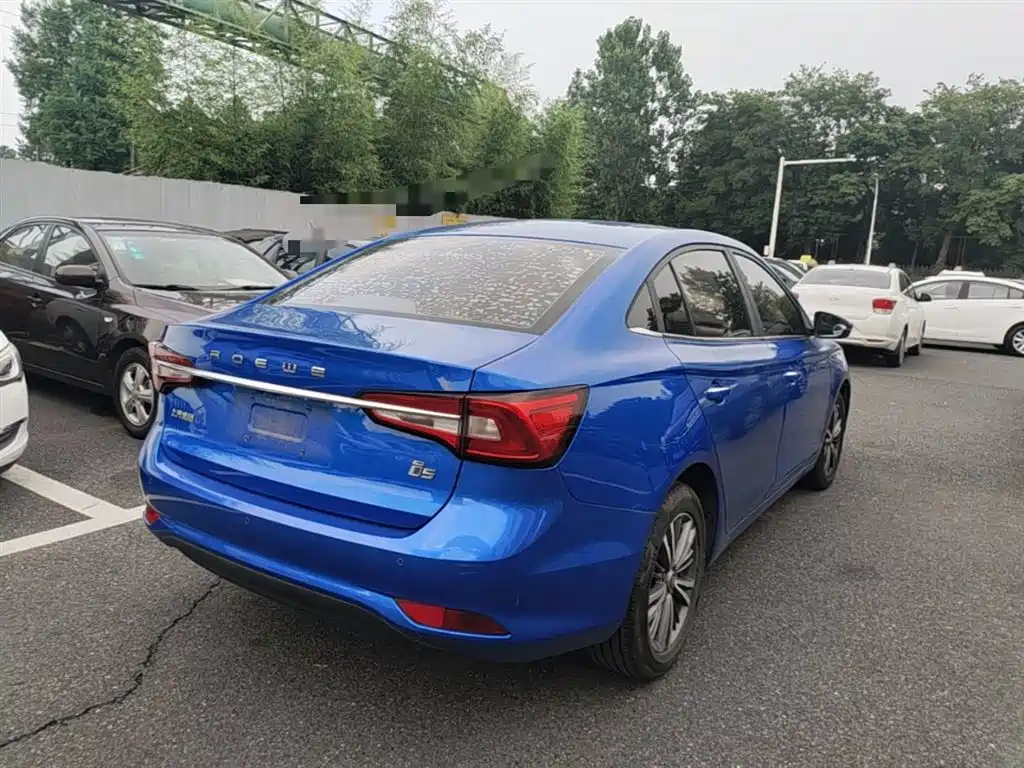 Roewe i5 1.5 L Manual 4 G Connected Bright Grand