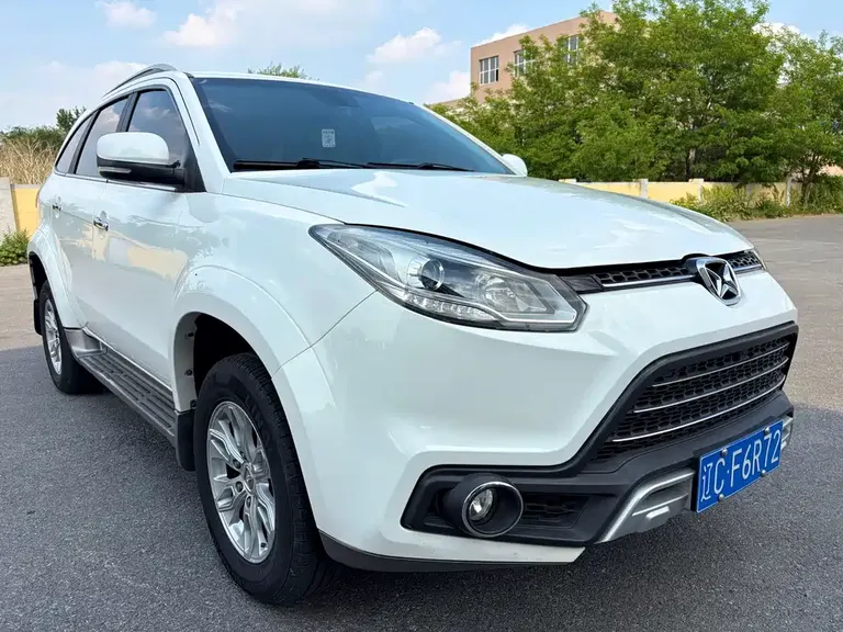 JMC Yusheng S350 2.0 T Manual 2 WD Gasoline Luxury 5-seat