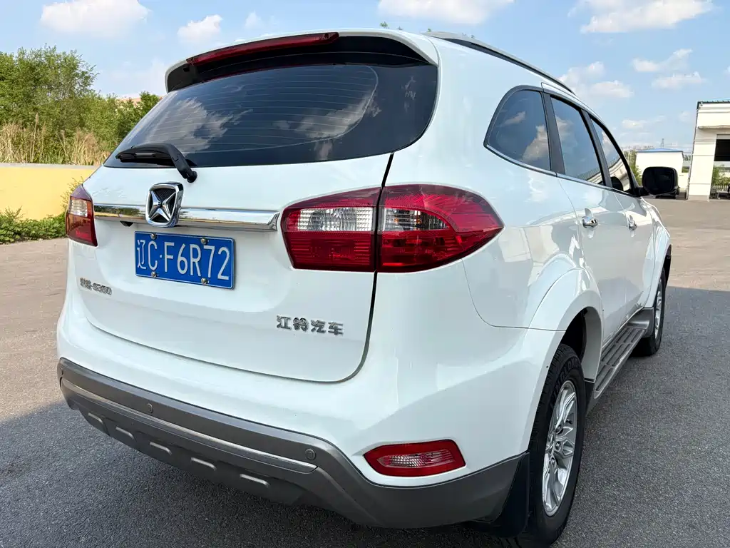 Yusheng S350 2.0 T Manual 2 WD Gasoline Luxury 5-seat