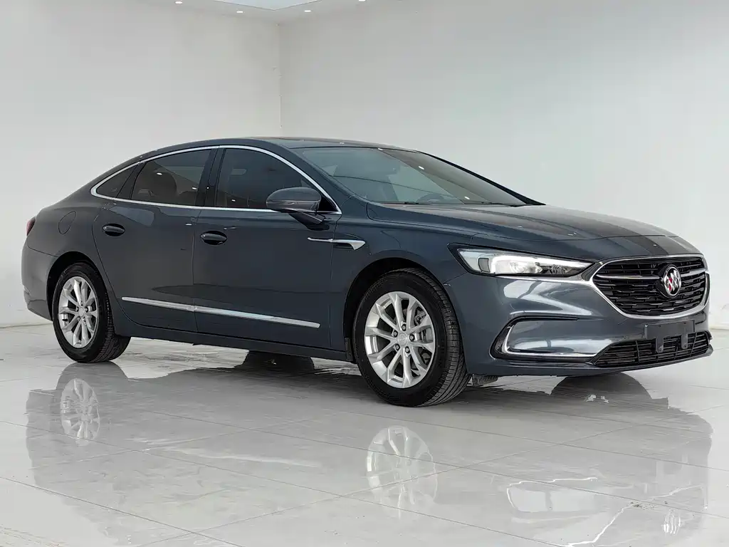 LaCrosse 552 T Luxury