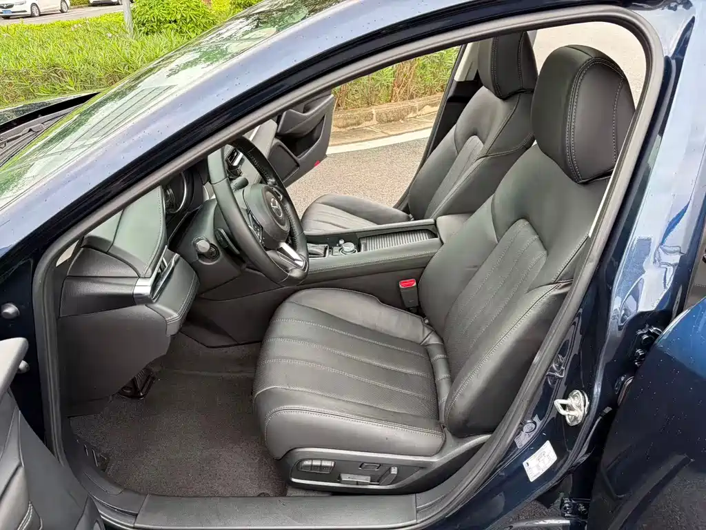 Atenza 2.5 L Blue Sky Sport
