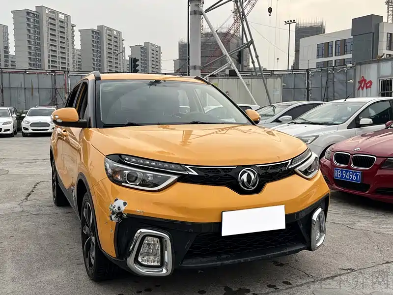 Dongfeng Fengshen AX4 1.6 L DCT Trend Style