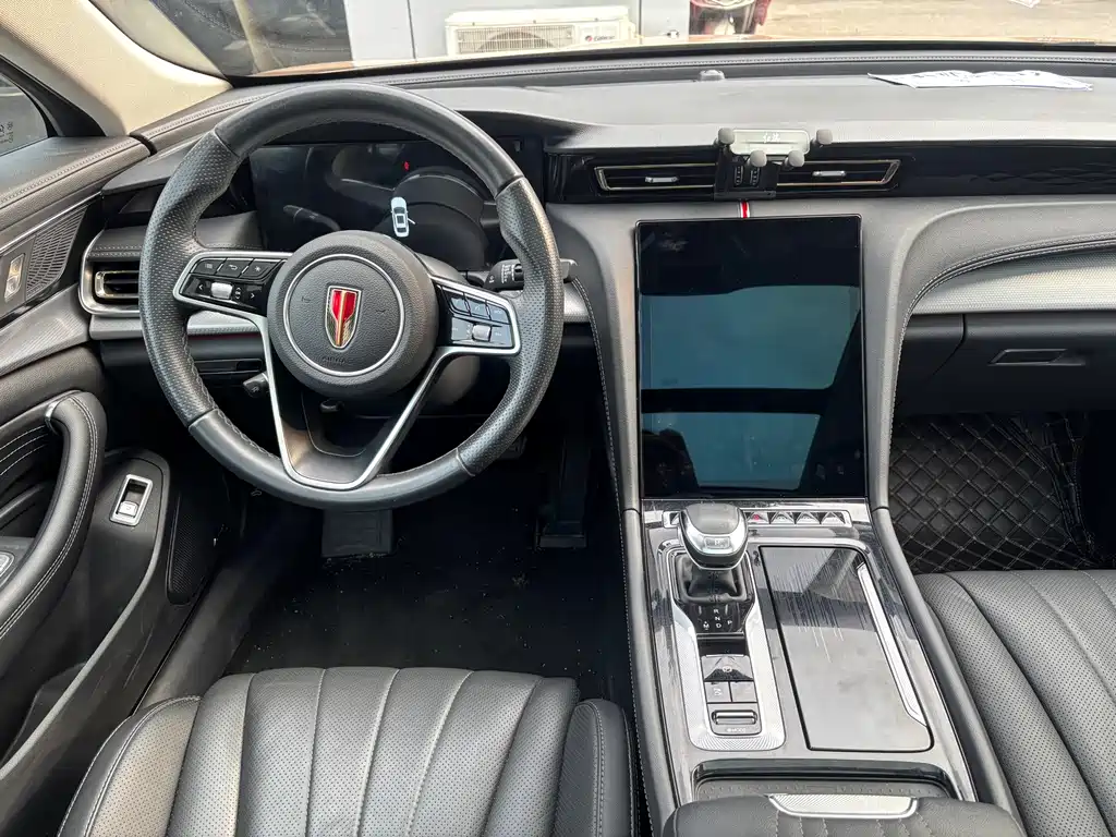 Hongqi H5 2.0 T Auto Connected Flagship