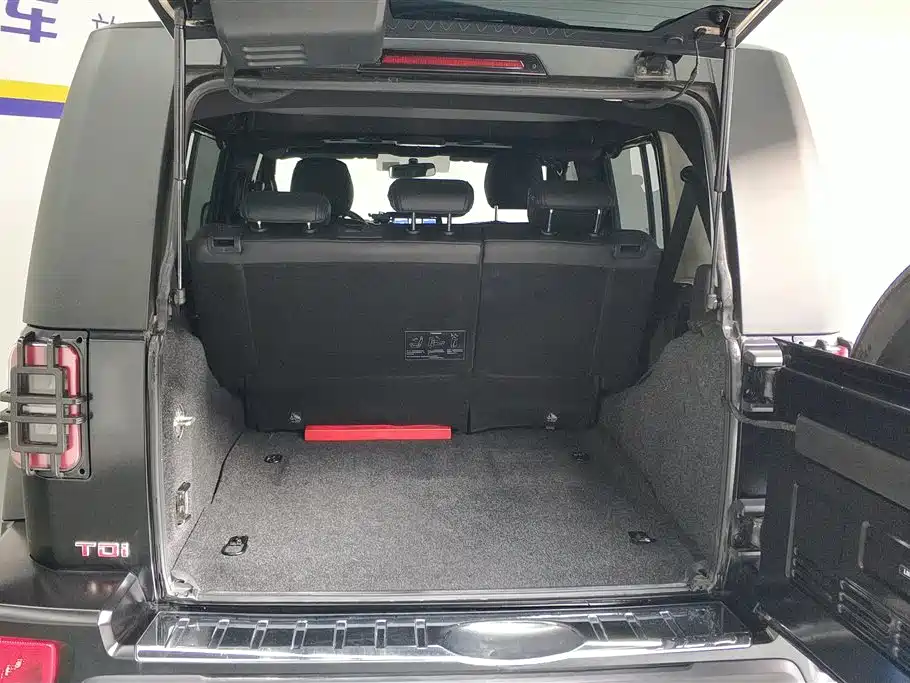 BAIC BJ40 2.0 D Blade Hero Glory
