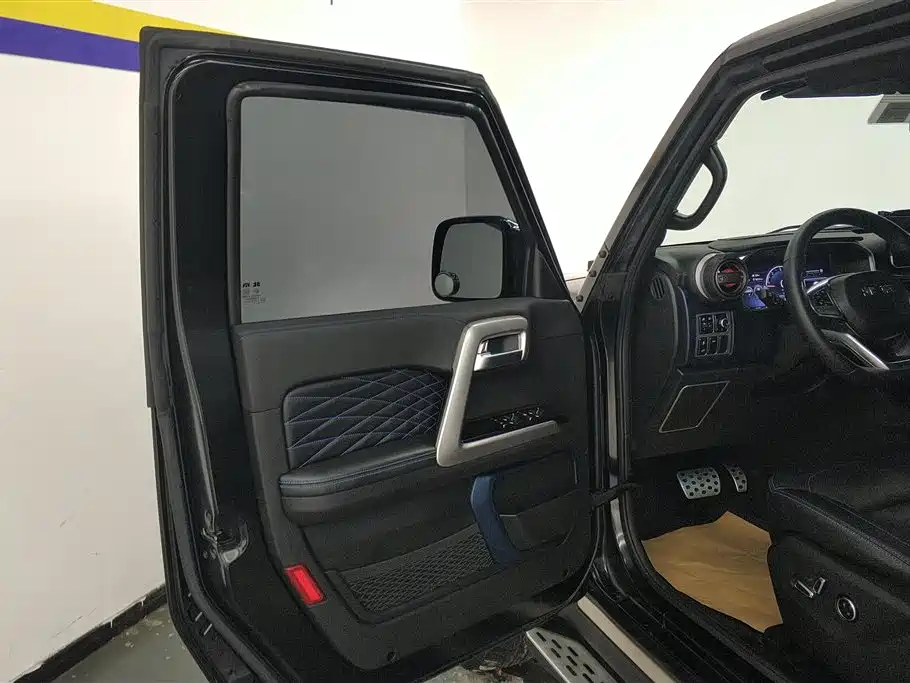 BAIC BJ40 2.0 D Blade Hero Glory