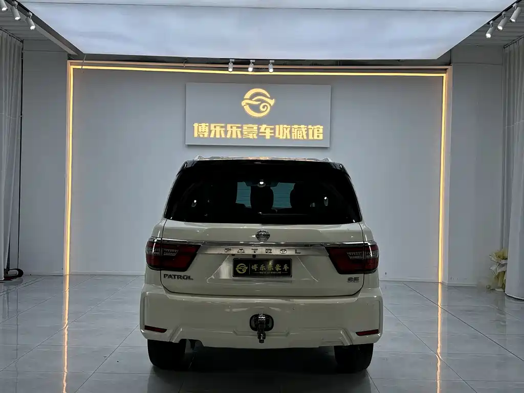 Patrol 4.0 L Flagship