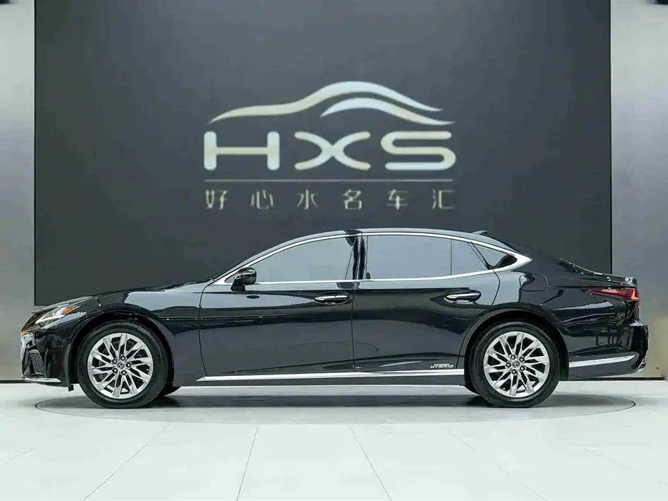 Lexus LS 500 h Luxury