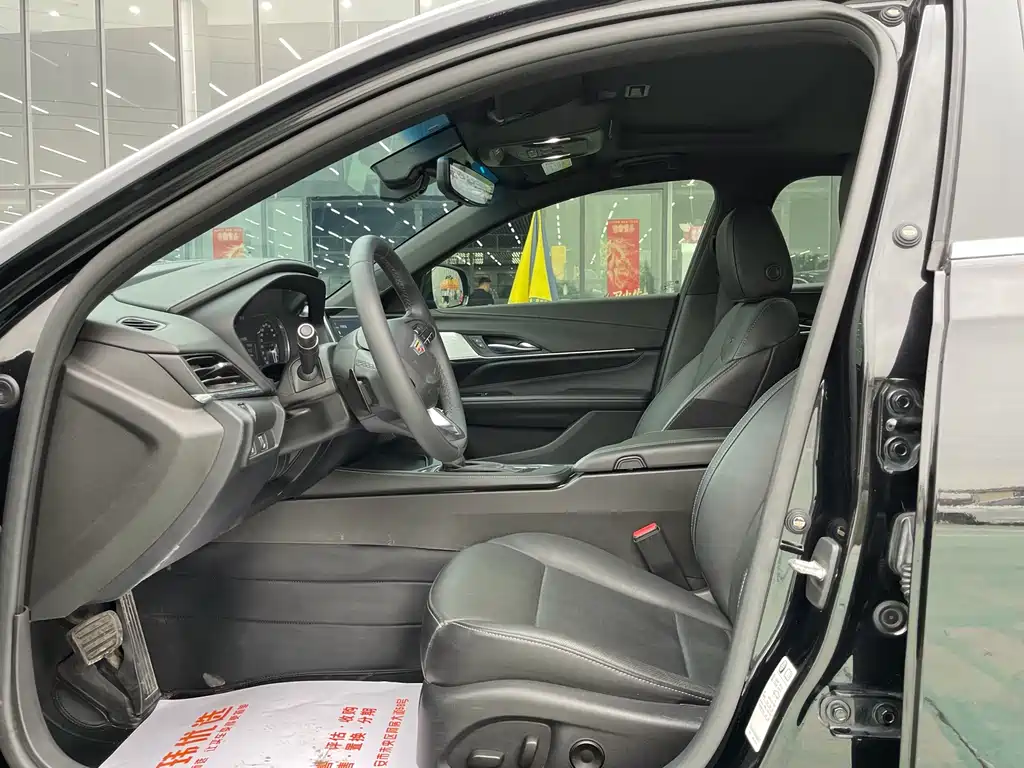 Cadillac CT4 28 T Luxury