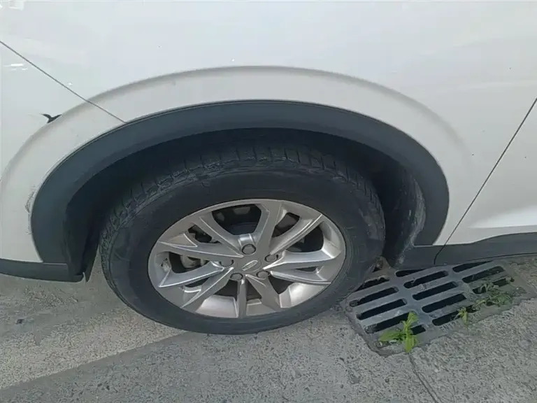 Geely Binyue PRO 240 T DCT Hunter