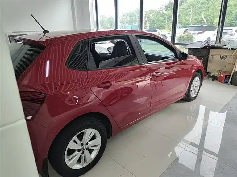 Volkswagen Polo Plus 1.5 L Auto Panoramic Pleasure