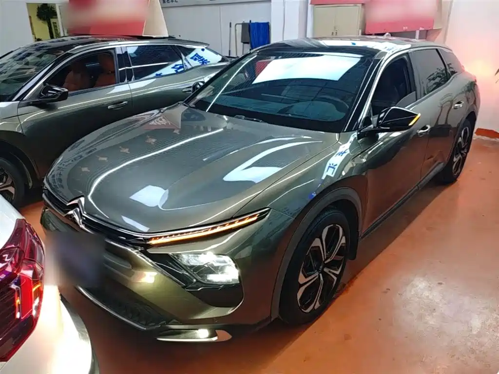 C5 X 凡尔赛C5 X 2021款 1.6 T 耀不凡