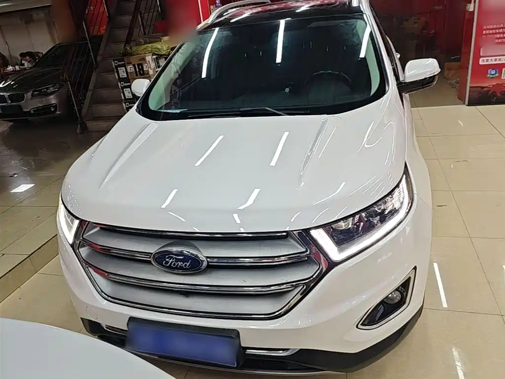 Edge EcoBoost 245 2 WD Grand Sharp 7-seat CN-V