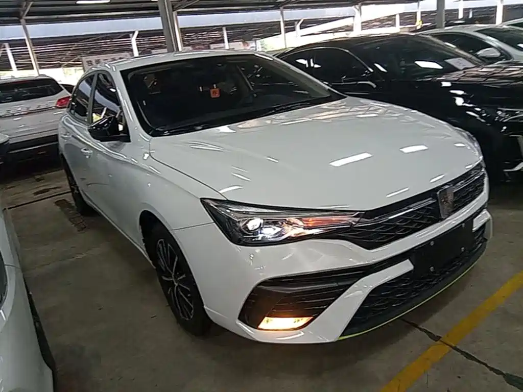 Roewe i5 1.5 L CVT Platinum