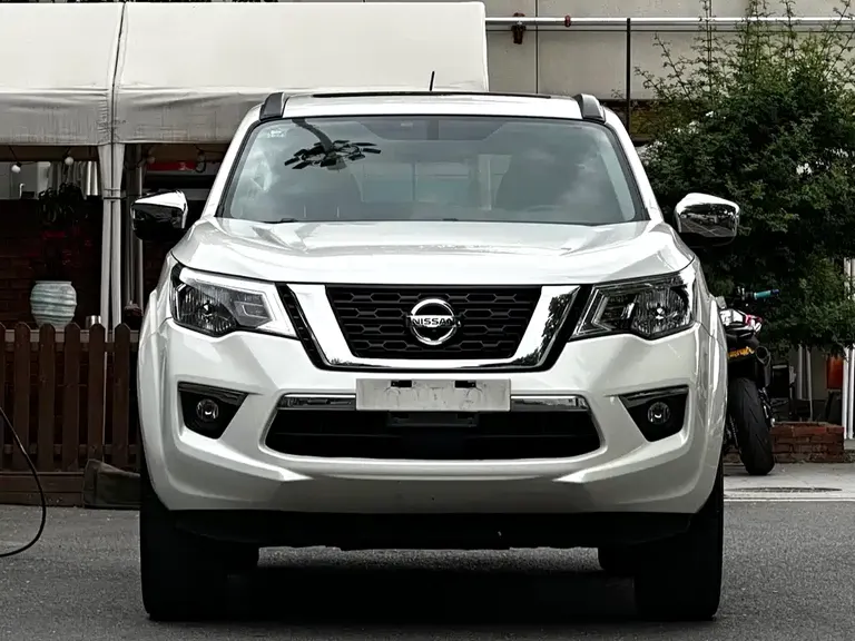 Nissan Terra 2.5 L XL Upper 4 WD Auto 4 WD Luxury