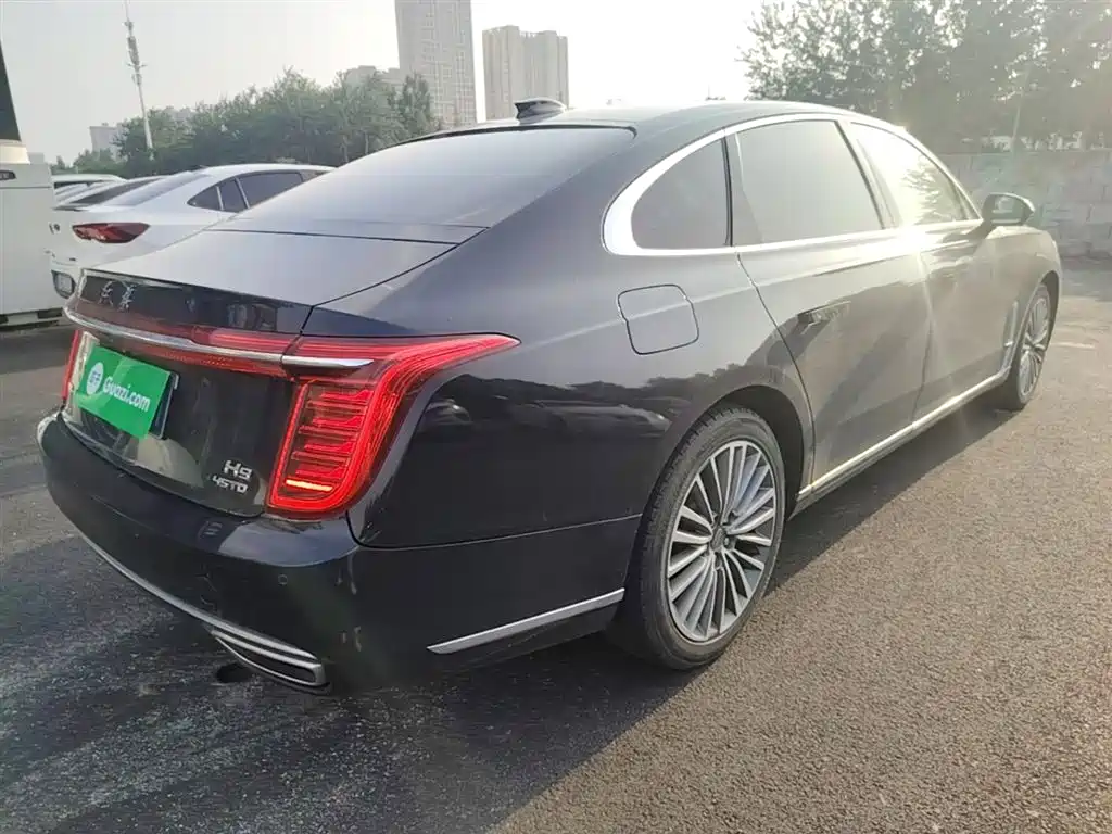 Hongqi H9 2.0 T Connected Flagship Enjoyment