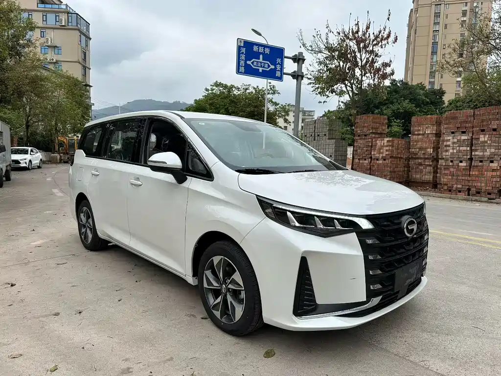GAC Trumpchi M6 PRO 270 T DCT Luxury