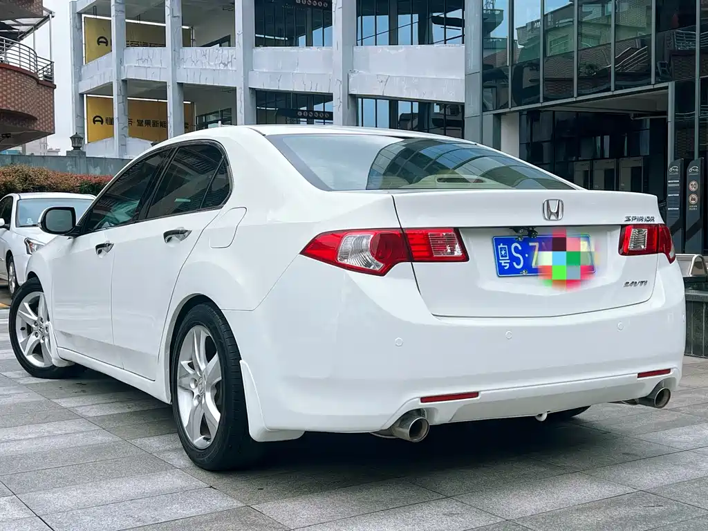 Spirior 2.4 L Luxury