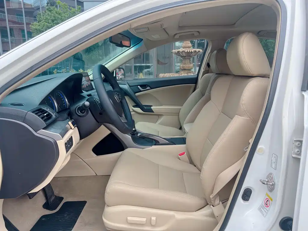 Spirior 2.4 L Luxury