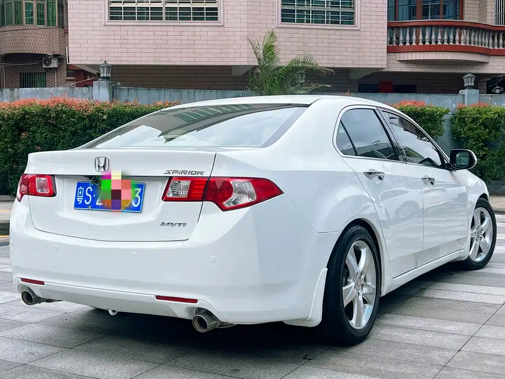 Spirior 2.4 L Luxury