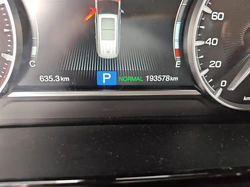 GAC Trumpchi M6 270 T DCT Premium (7-seat) CN-VI