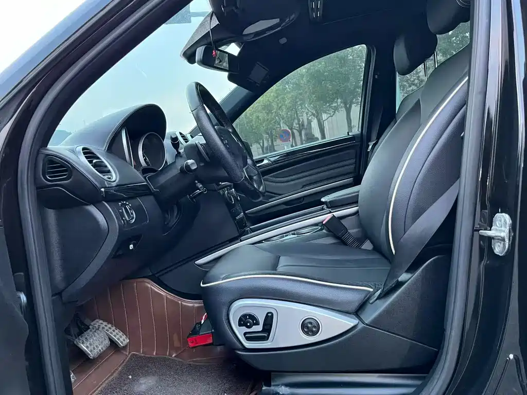 Mercedes-Benz M-Class ML 350 4 MATIC Luxury