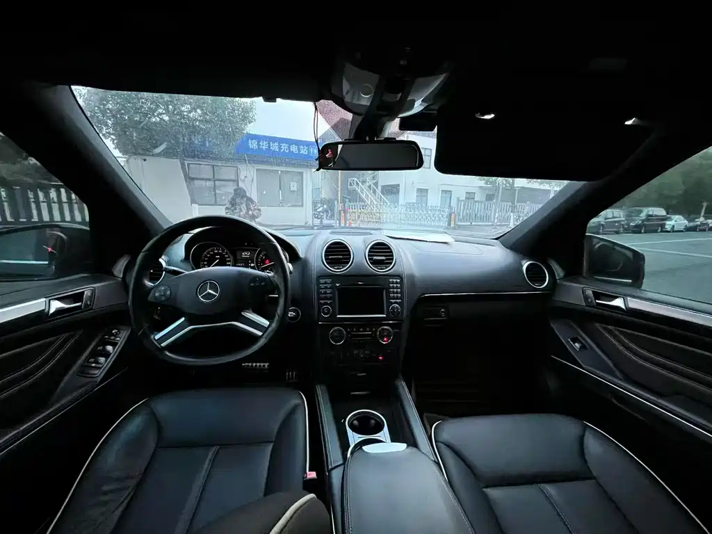 Mercedes-Benz M-Class ML 350 4 MATIC Luxury