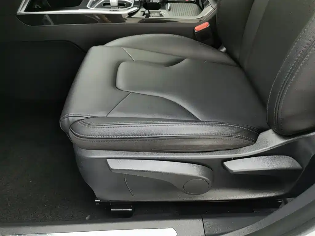 Haval H6 Red Label 2.0 T Auto 2 WD Style