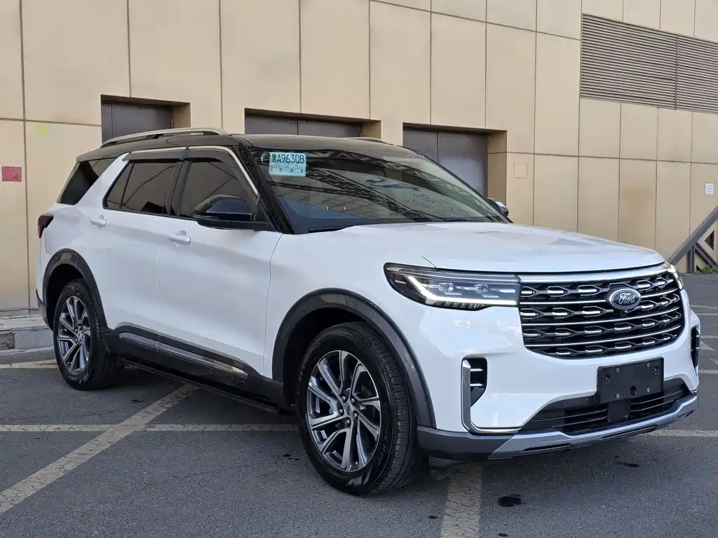 Explorer EcoBoost 285 4 WD Style plus 7-seat