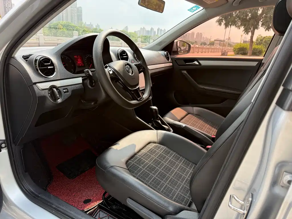 Jetta 1.5 L Auto Comfort
