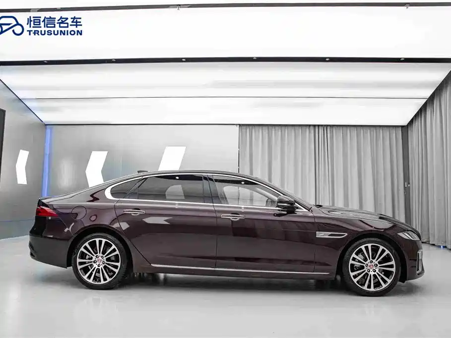 Jaguar XFL XFL 2.0 T P250 2 WD Premium Luxury