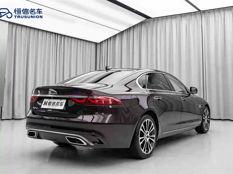 Jaguar XFL XFL 2.0 T P250 2 WD Premium Luxury