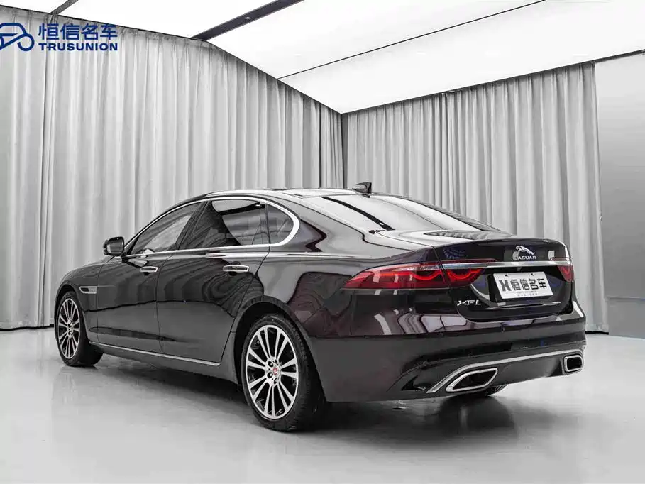 Jaguar XFL XFL 2.0 T P250 2 WD Premium Luxury