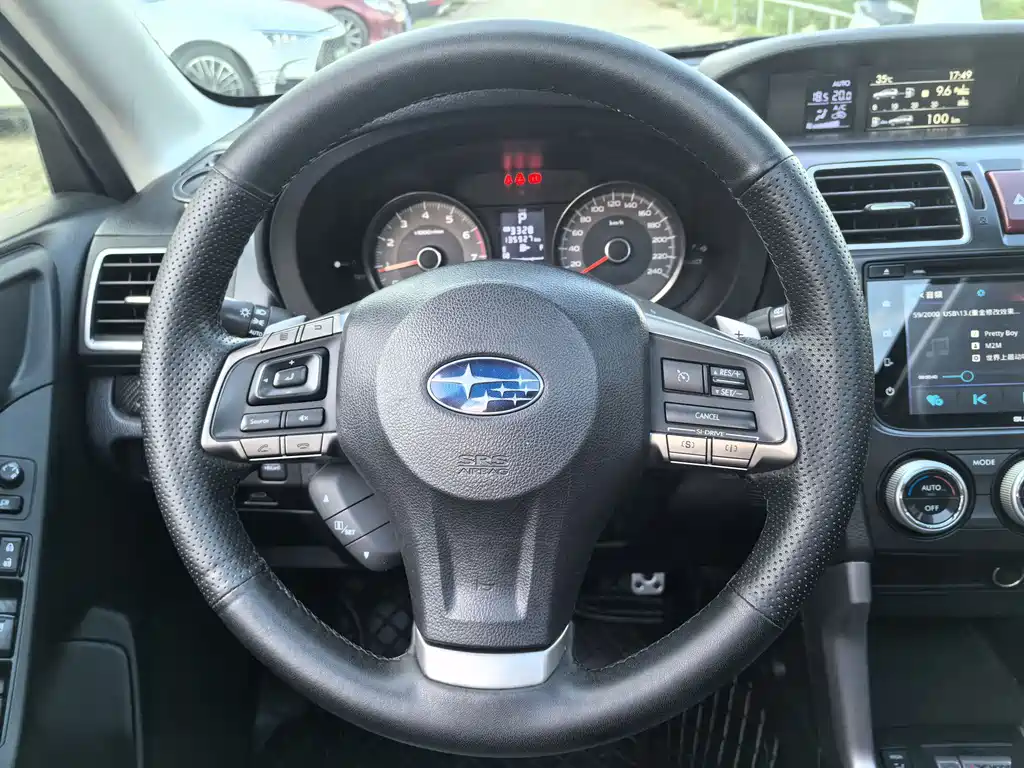 Forester 森林人 2015款 2.5 i 特装纪念版