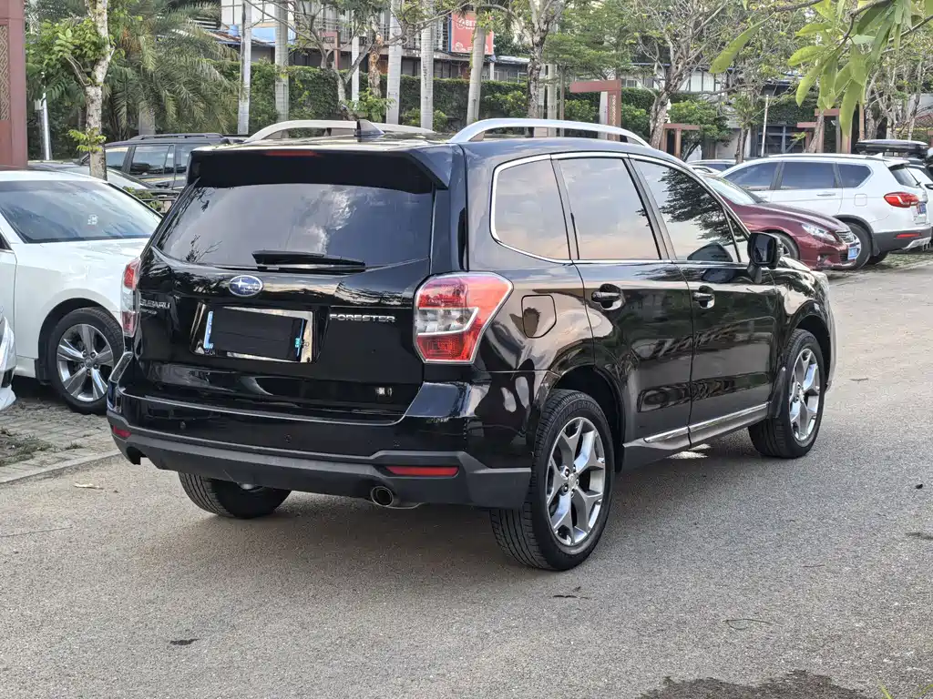Forester 森林人 2015款 2.5 i 特装纪念版