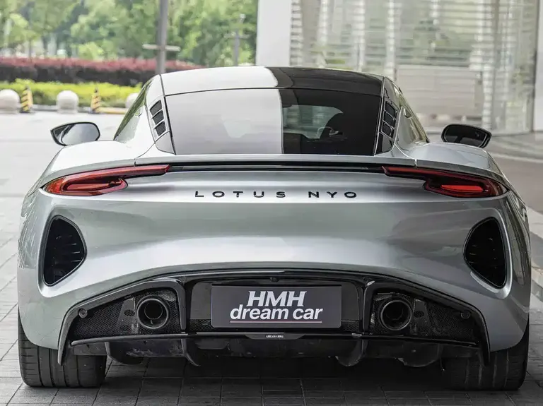 Lotus EMIRA 2.0 T DCT First Edition