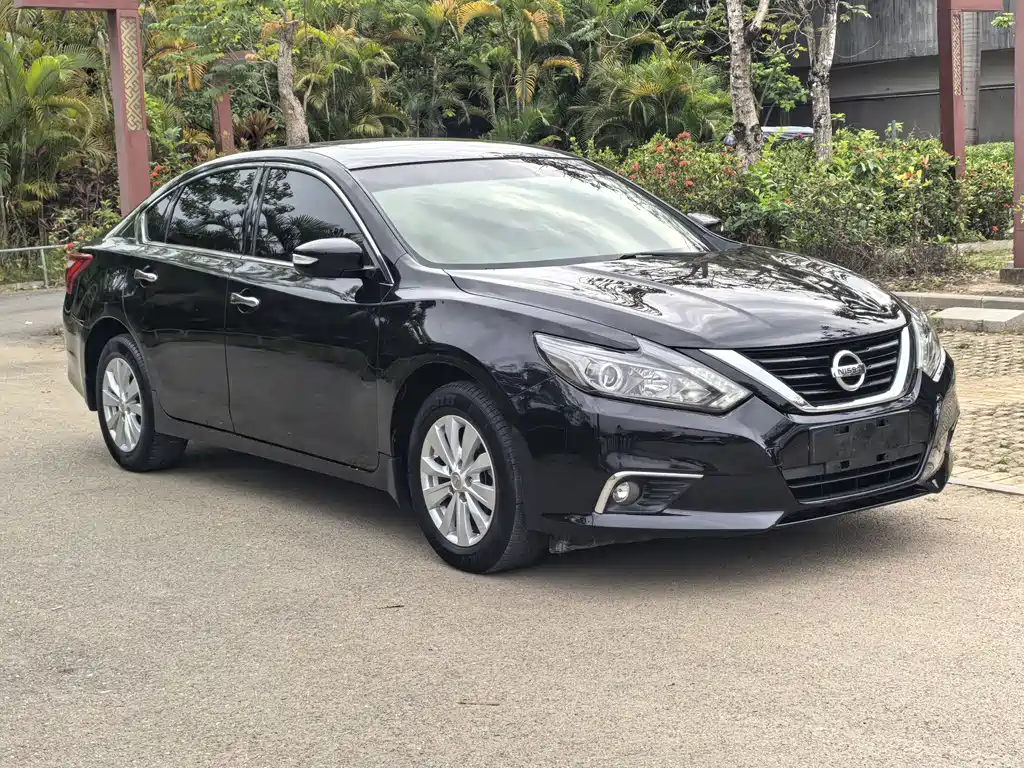 Teana Facelift 2.0 L XL Comfort