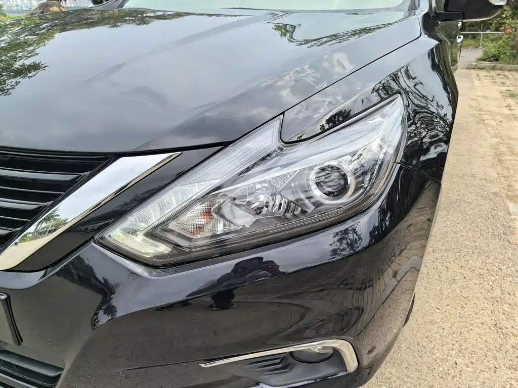 Teana Facelift 2.0 L XL Comfort