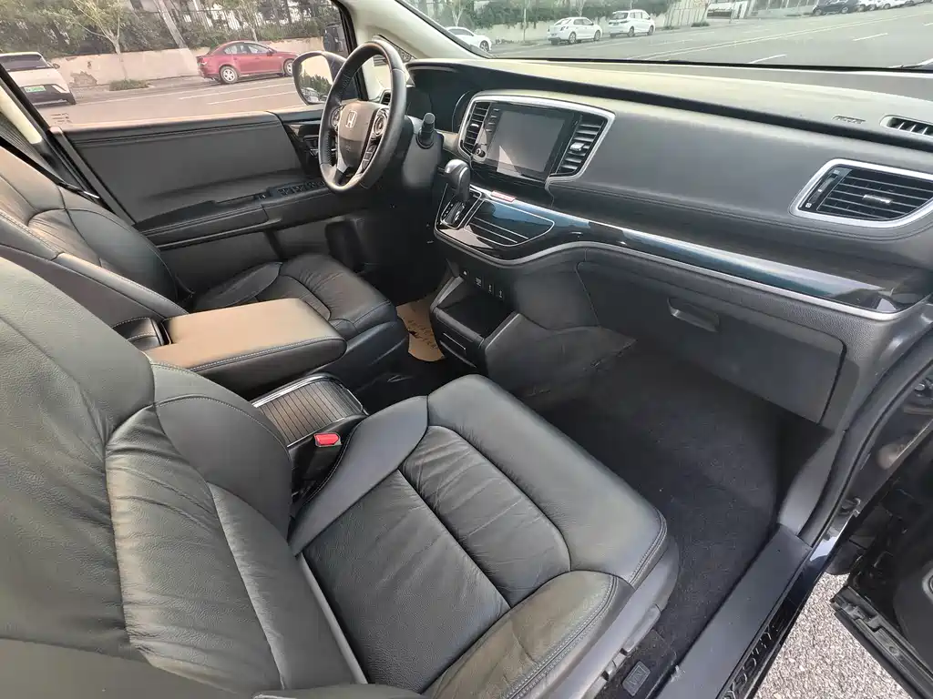 Odyssey 2.0 L Sharp· Premium