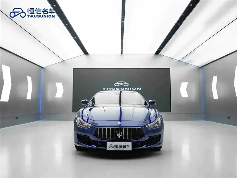 Maserati Ghibli 2.0 T Sharp Edge