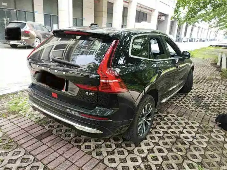 Volvo XC60 B5 4 WD Smart Ease Luxury