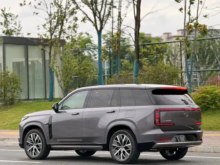GAC Trumpchi Xiangwang S7 180 km Ultra 4 WD Lidar
