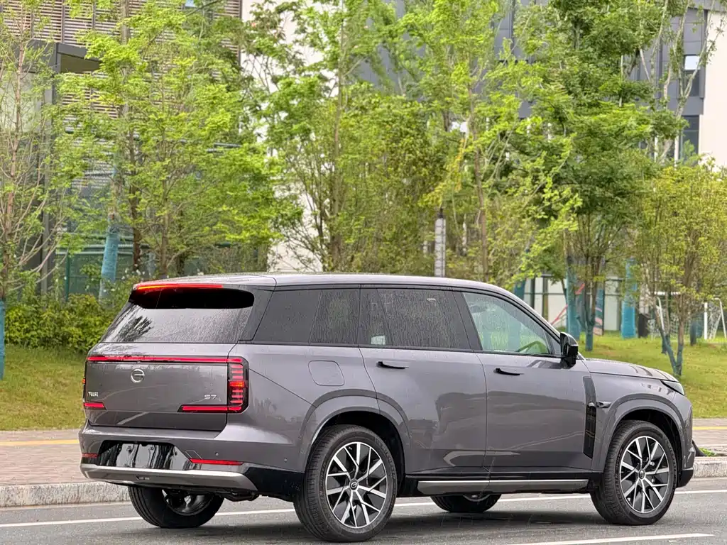 Trumpchi Xiangwang S7 180 km Ultra 4 WD Lidar