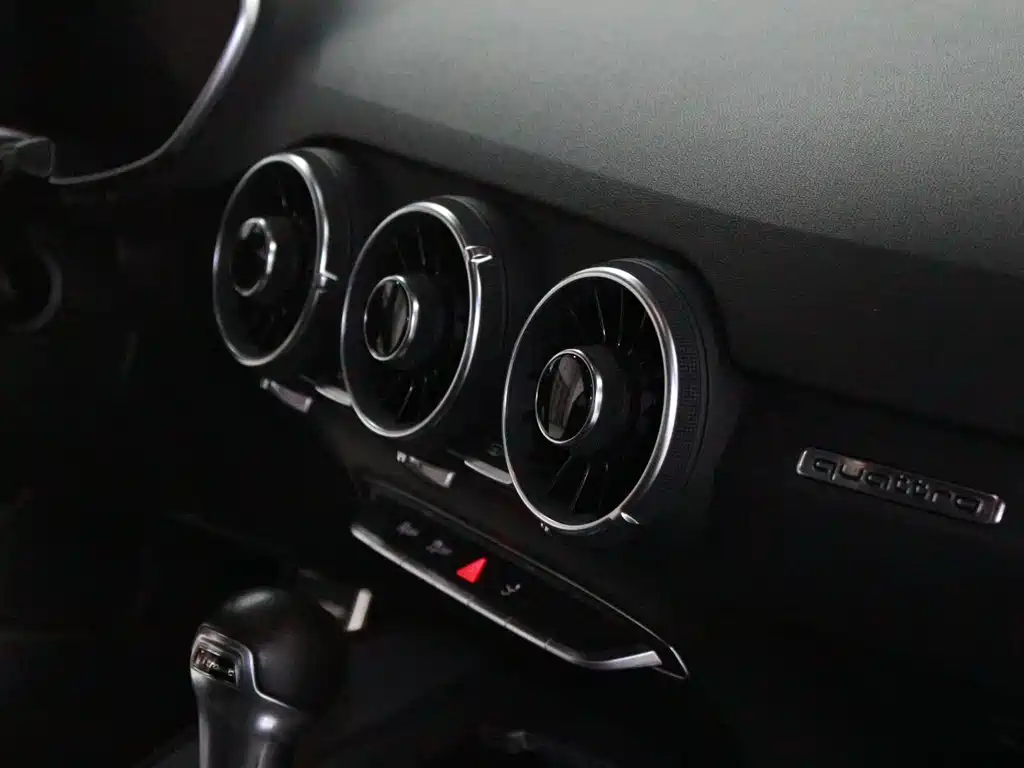 Audi TT TT Coupe 45 TFSI quattro