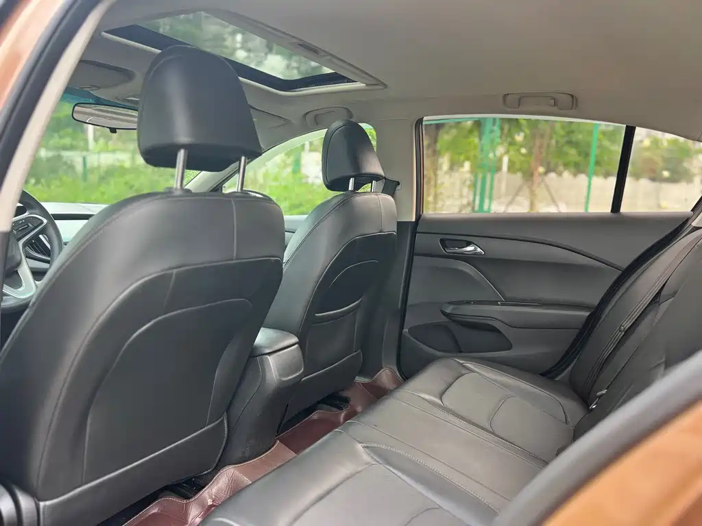 Cavalier 320 Auto Delight Sunroof