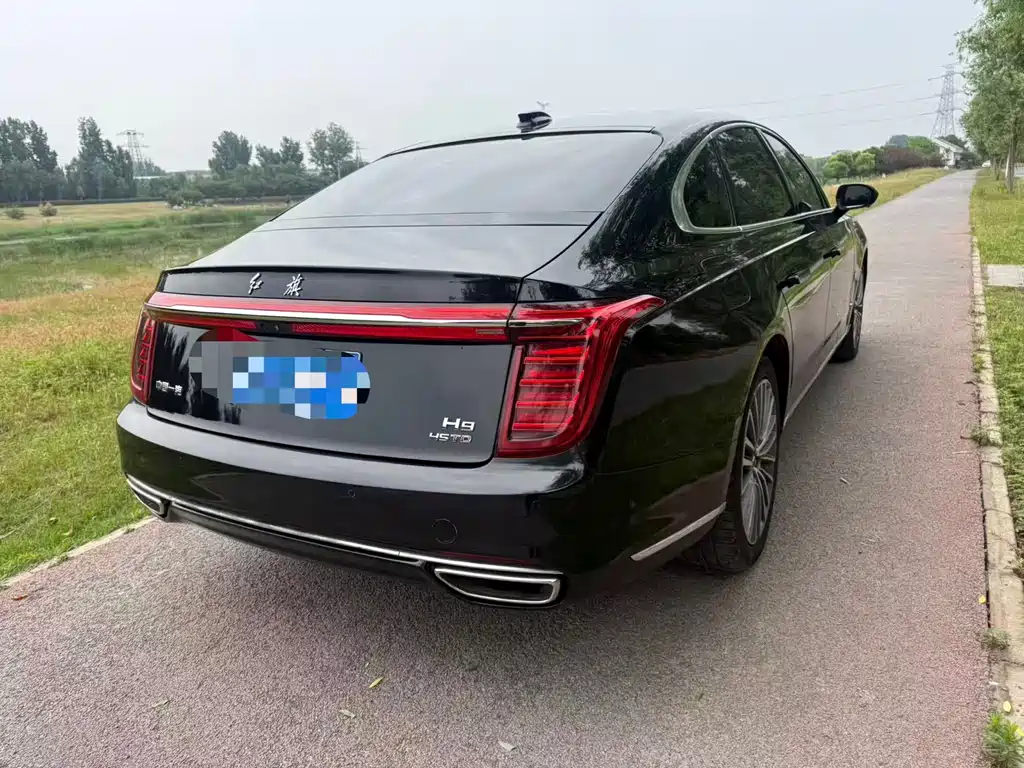 Hongqi H9 2.0 T Connected Flagship Enjoyment