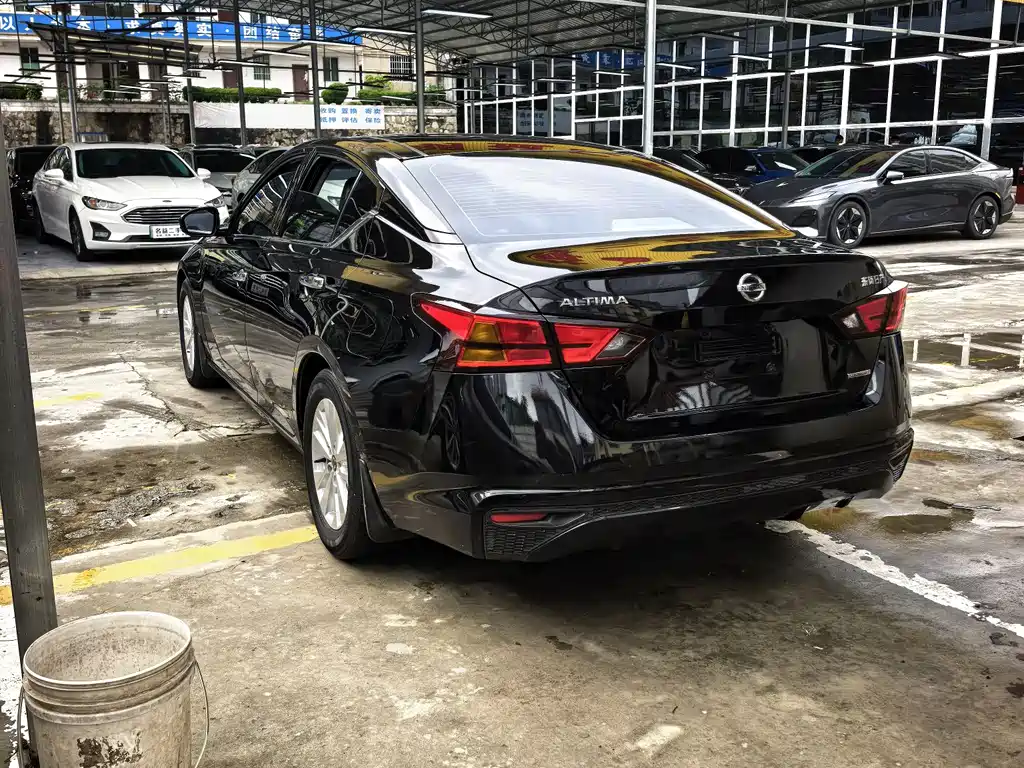 Teana Facelift 2.0 L XL Comfort