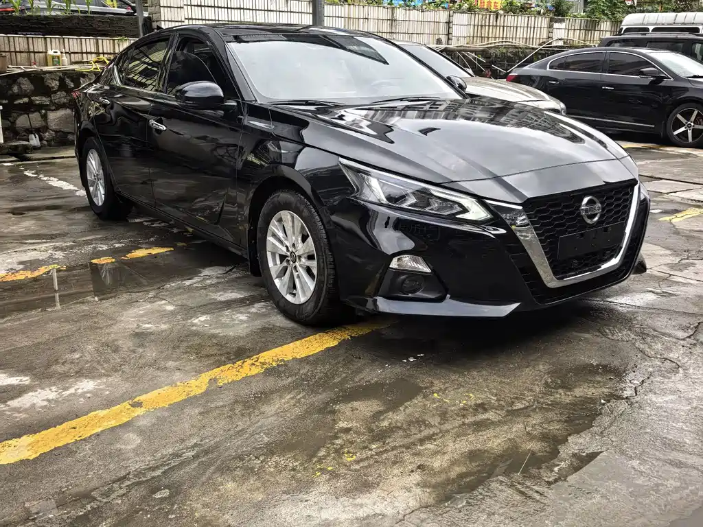 Teana Facelift 2.0 L XL Comfort