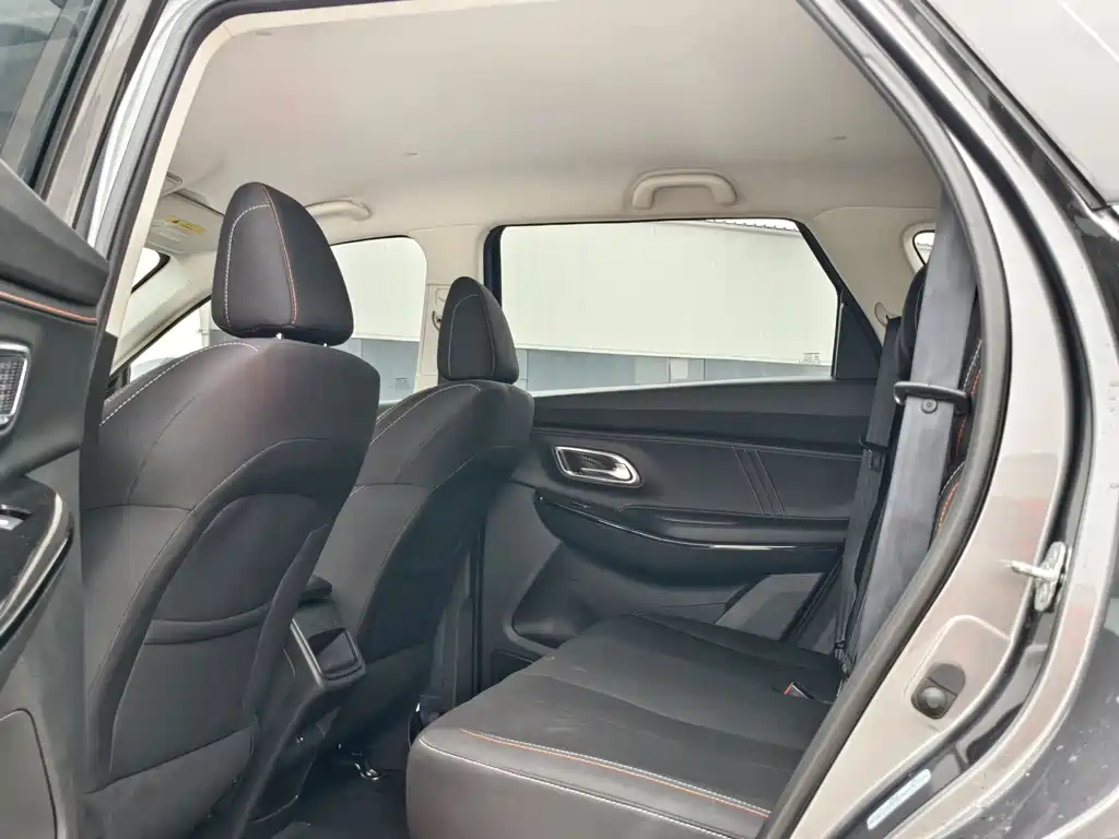 Changan Oshan X7 1.5 T Auto Luxury