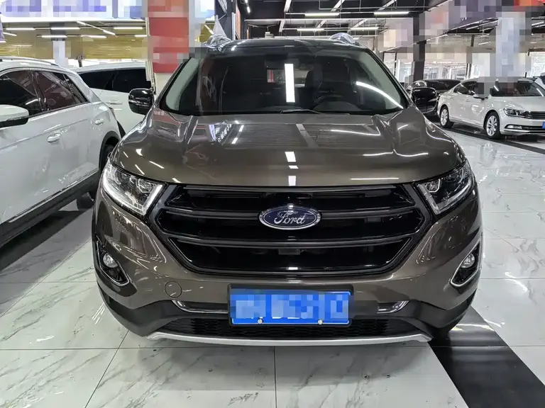Ford Edge EcoBoost 245 2 WD Grand Sharp 7-seat CN-V