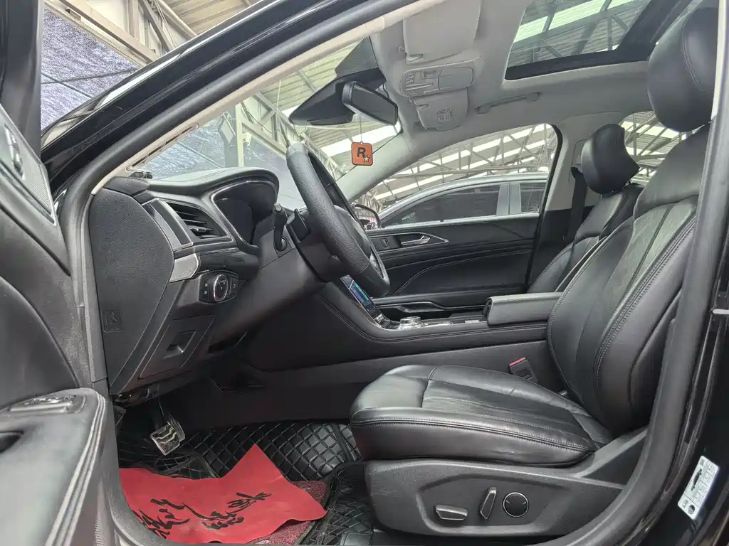 Taurus EcoBoost 245 Premium